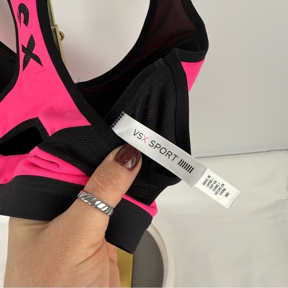 Victoria’s Secret Bra Bundle – Set of 3 (Size 38C) - Picture 14 of 15